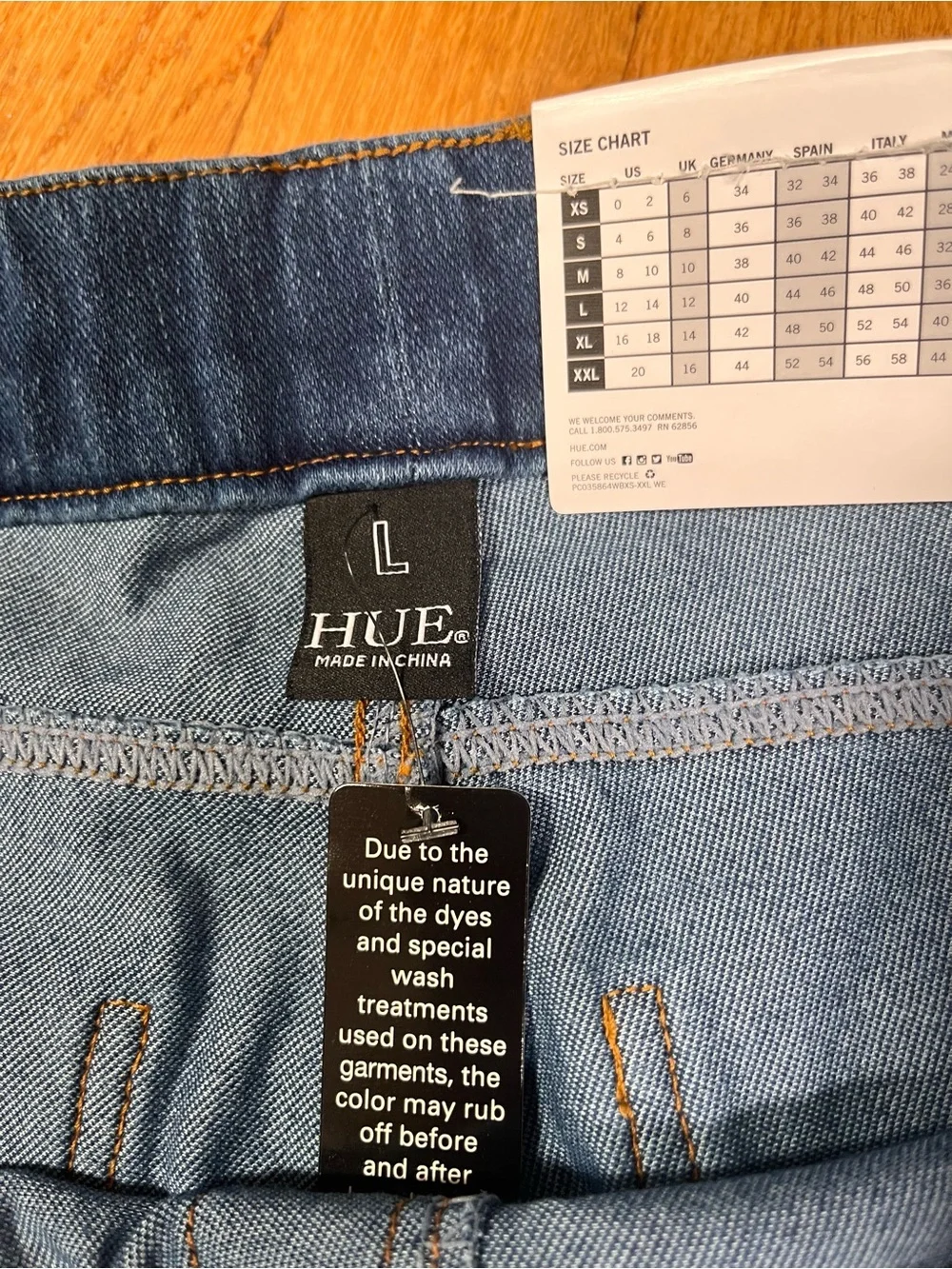 HUE Indigo Stretch Jeggings